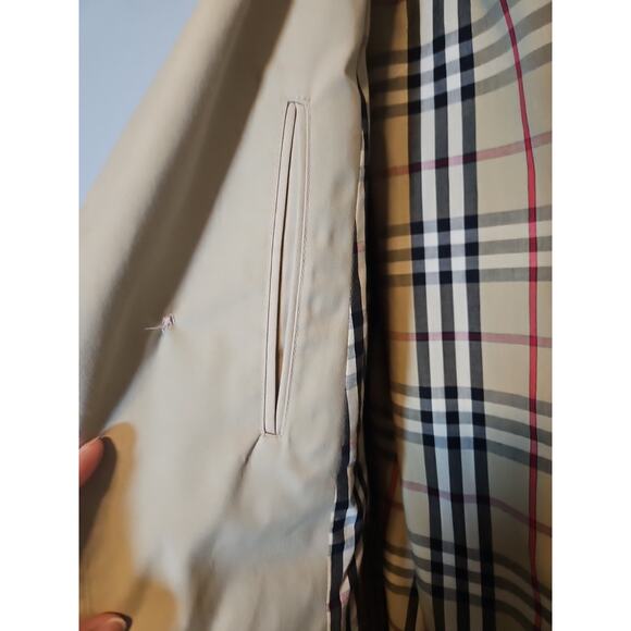 Vintage London Fog Maincoats Men’s 40R Trench Coat Beige Belted Plaid Lining USA - Picture 16 of 16